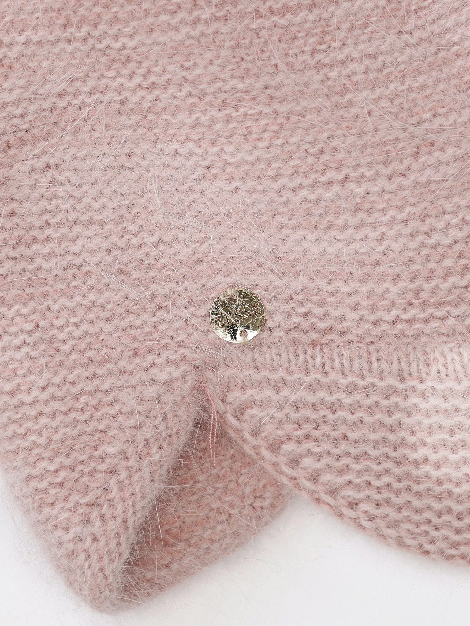 Шапка-ушанка из ангоры и нейлона с козырьком в ассортименте